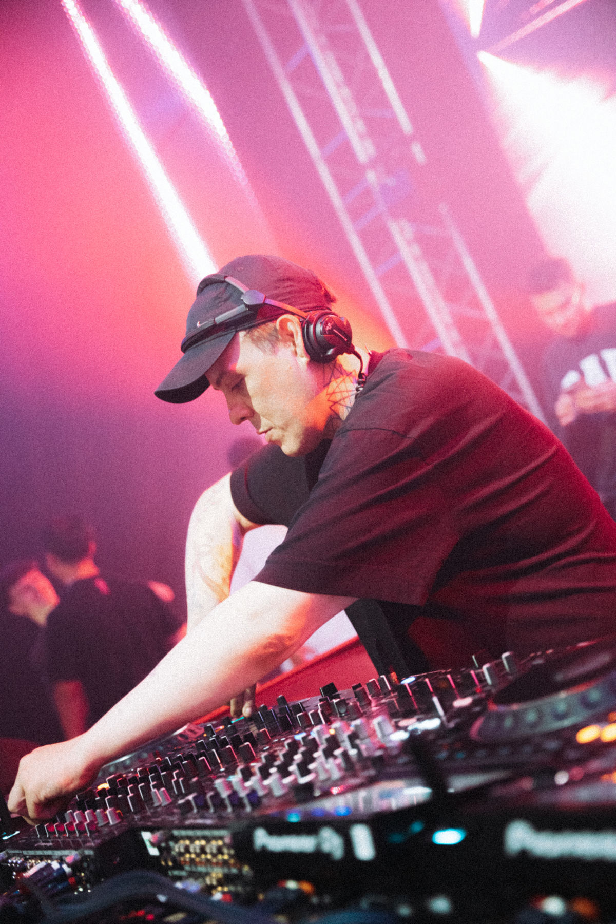 Loading... just a sec